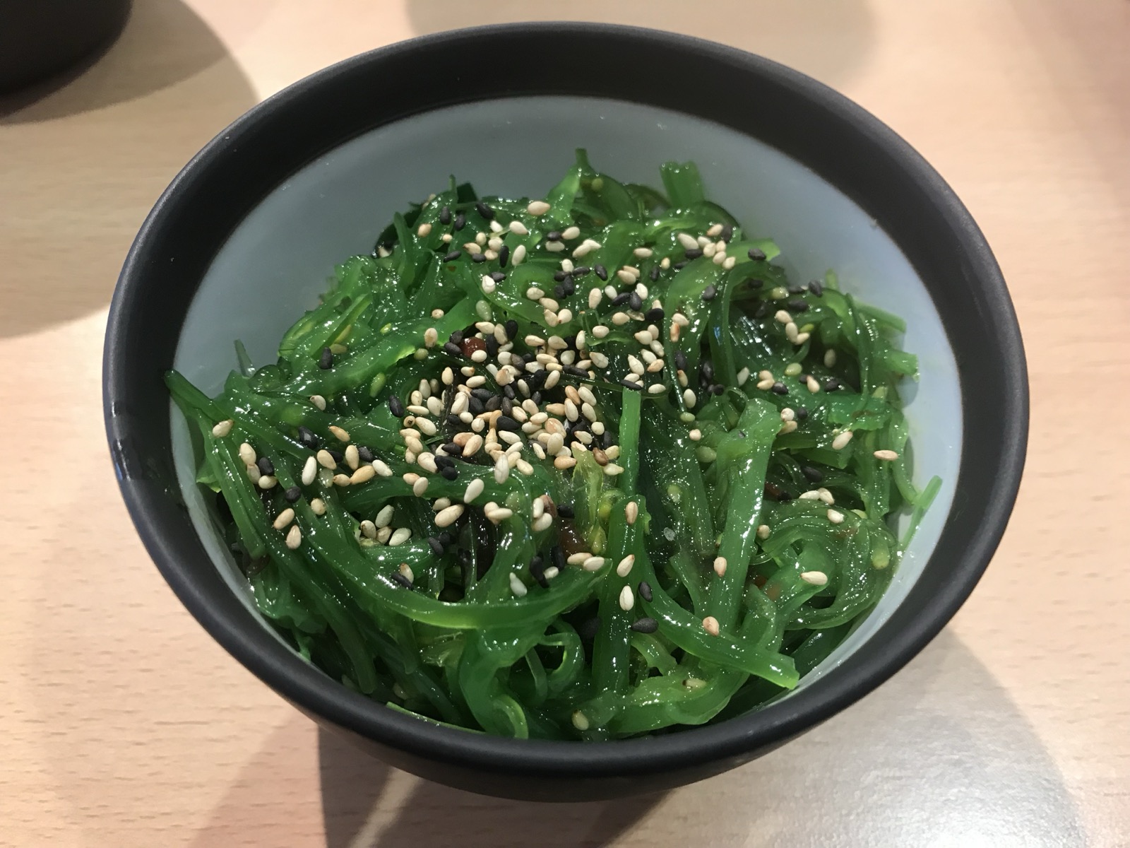 Quầy sushi và món Nhật
